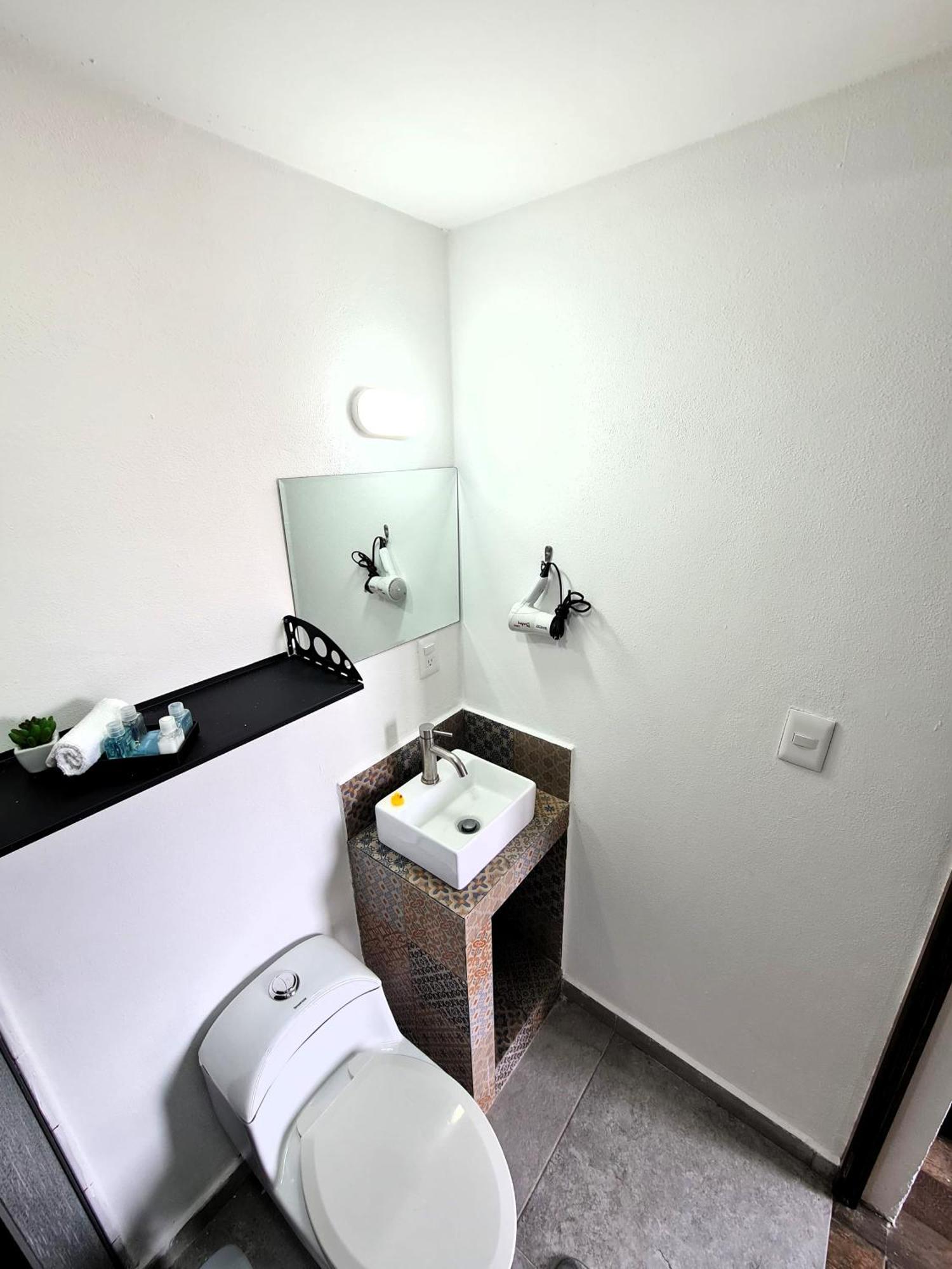C46 Studios At Itesm Cem Families Tourists & Travelers Choice Foreign Students Companies Executives Welcome!!! 10Min Izcalli-15Min Esmeralda-20Min Satelite-25Min Aifa Mexico City Exterior photo
